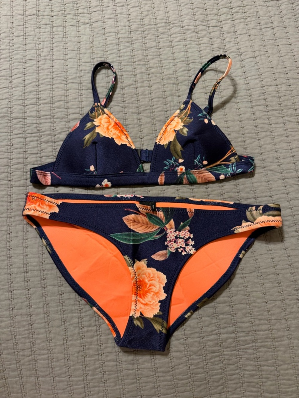 Triangl Delilah Floral Bikini Neoprene Fiore Nero Navy Orange Small